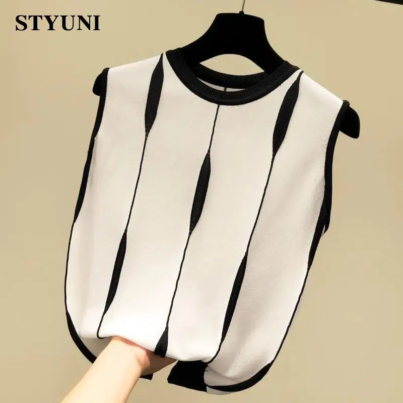 Striped Vintage Chic Round Neck Knitted Sleeveless Women's Vest Korean