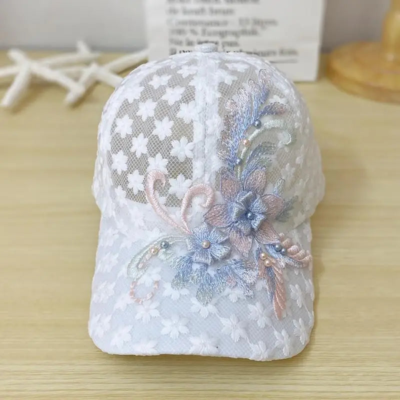 Summer Ladies Lace Baseball Cap Embroidered Flowers Mesh Breathable Duck Tongue Hat Sunscreen Sunshade Hat Rebound Cap